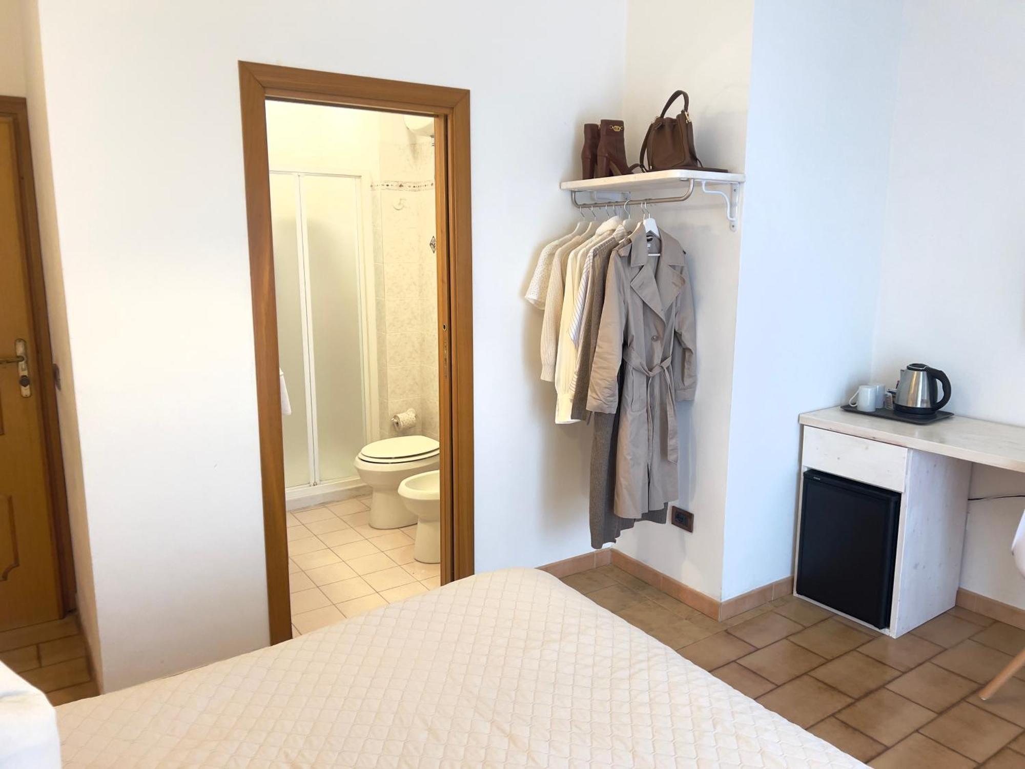 Villa Lavinia B&B Montescudaio Phòng bức ảnh